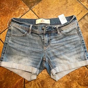 HOLLISTER MIDI SHORT